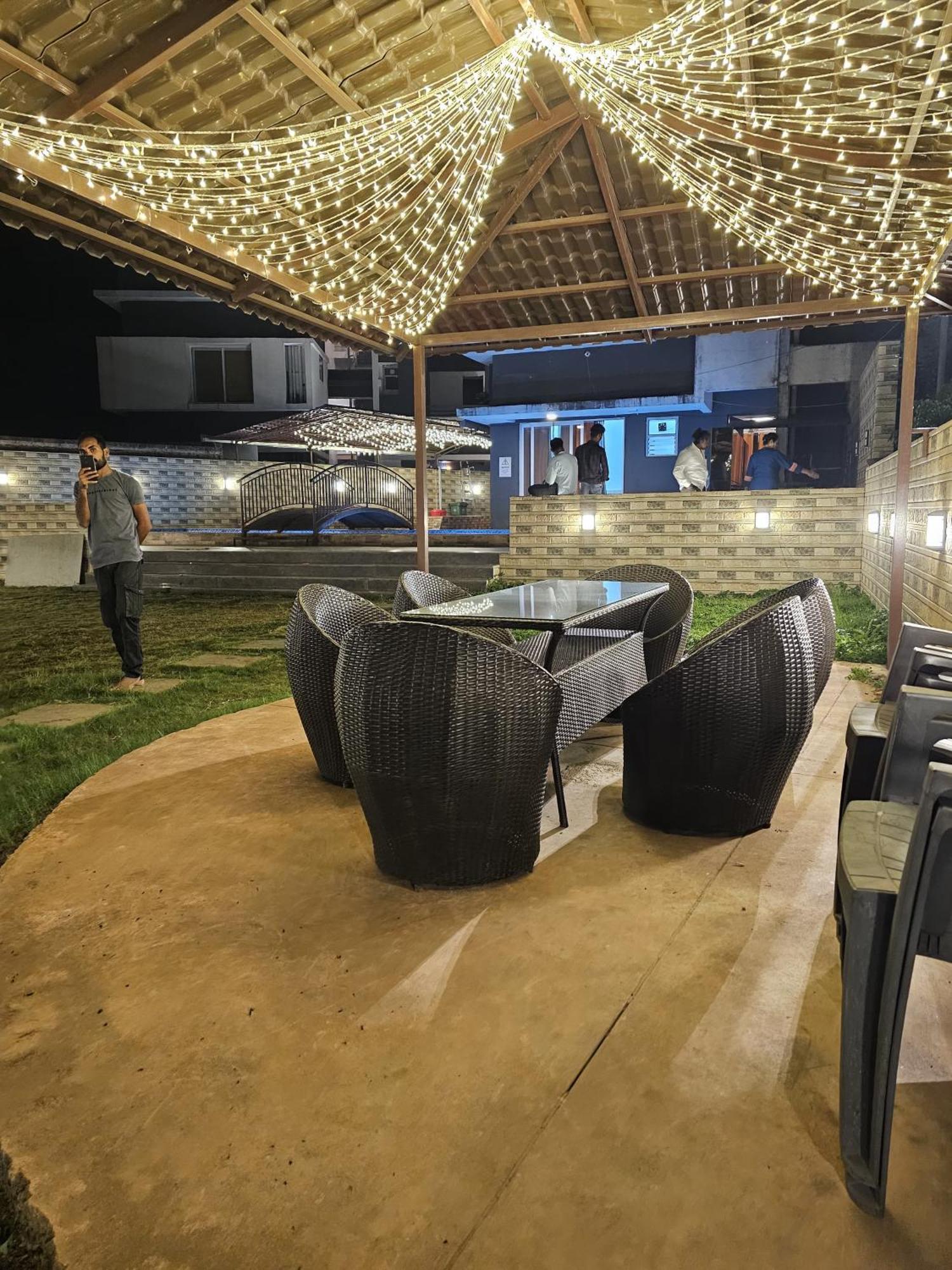 Casa Lola Villa Lonavala Ngoại thất bức ảnh